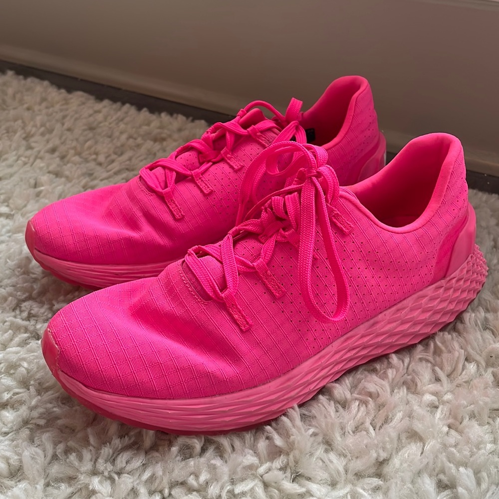 NOBULL Women’s Neon Pink Ripstop Runner